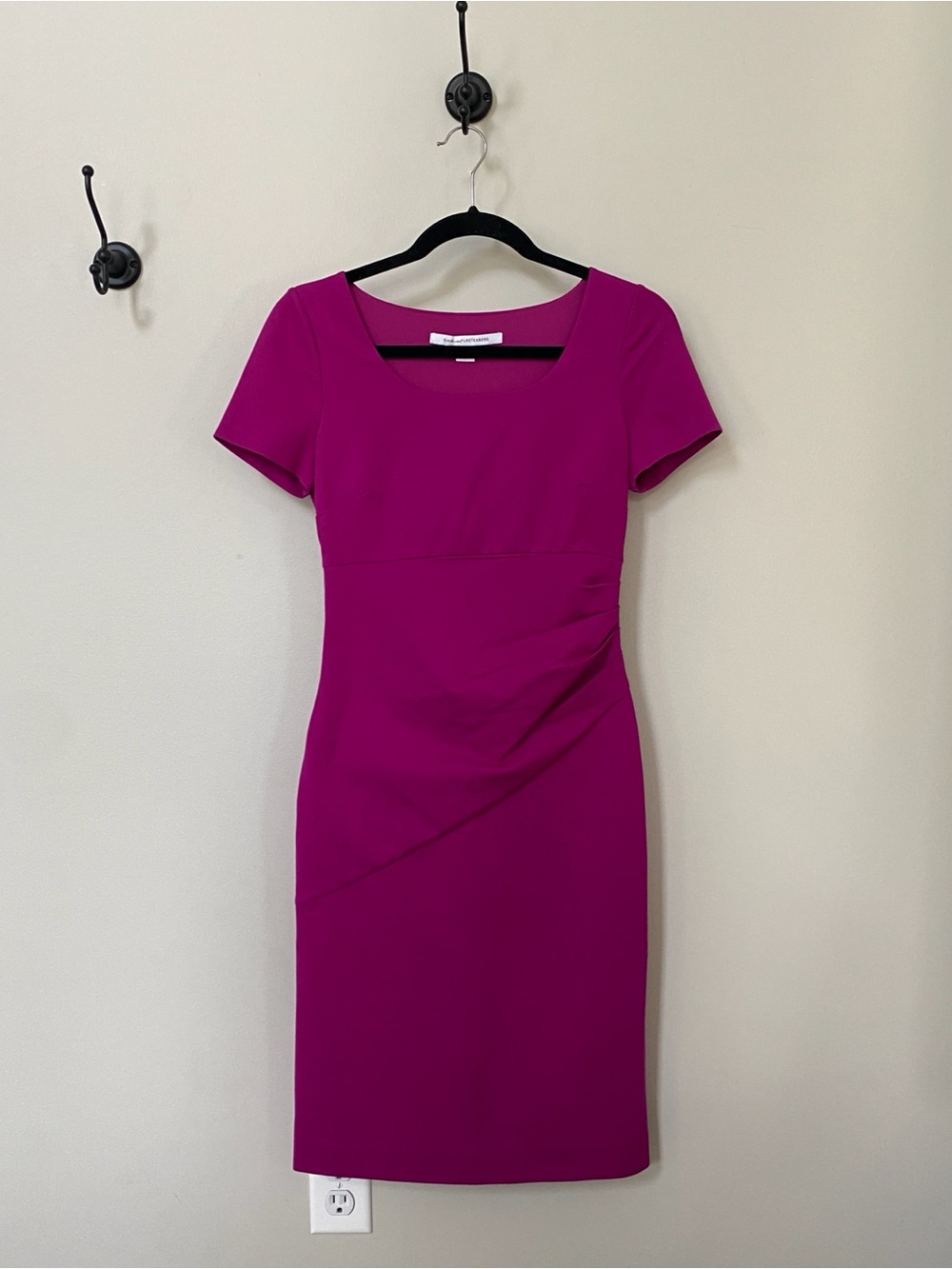 Diane von Furstenberg "Bevina" Sheath Dress summer beet purple size 2